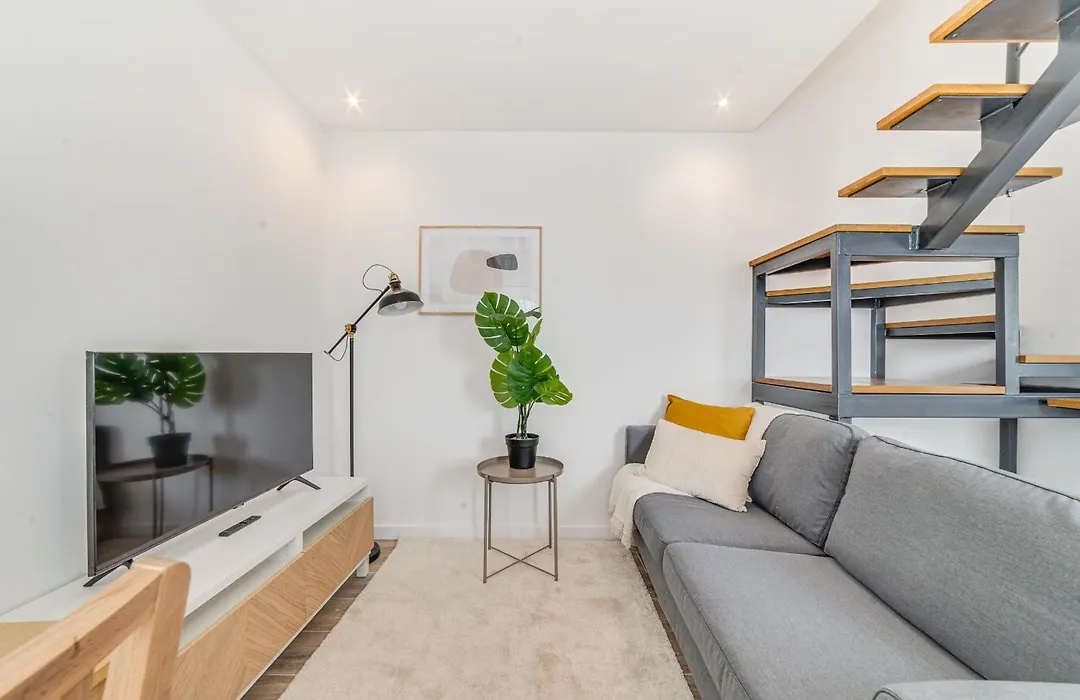 Campolide Duplex Apartments-1